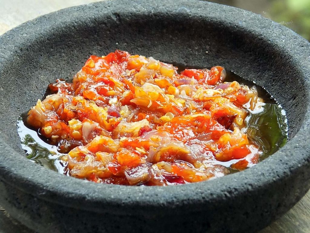 Cara Membuat Sambal Khas Indonesia